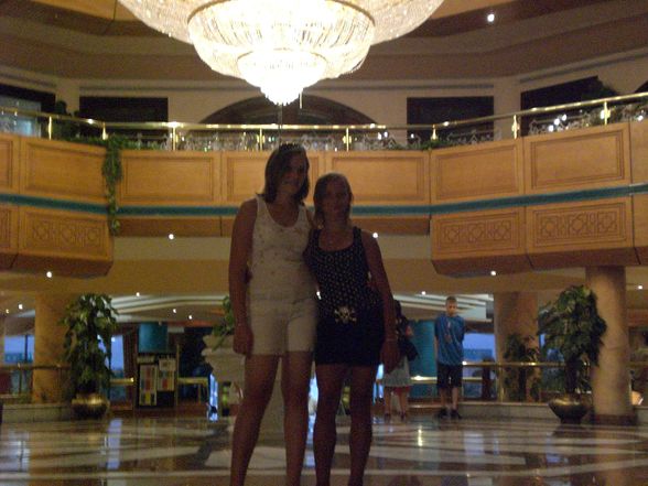 FamiiLy :)    - 