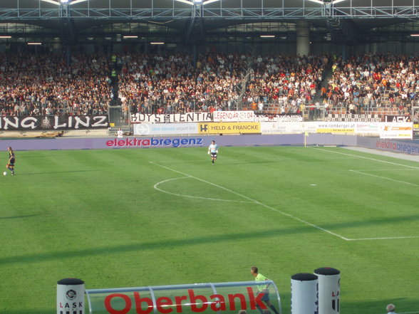 Lask gg. Rapid das Bundesligaspiel - 