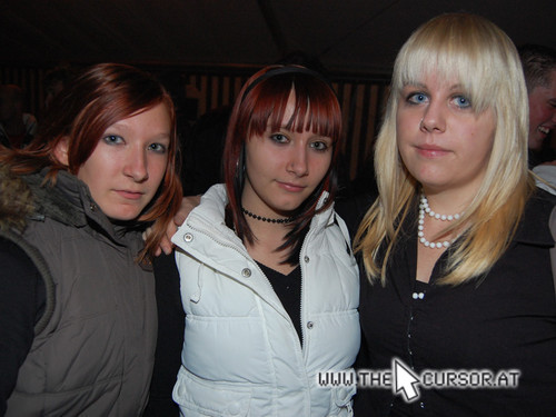 >>Friends and partypics - 