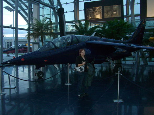 2008_03_22_Hangar 7 - 