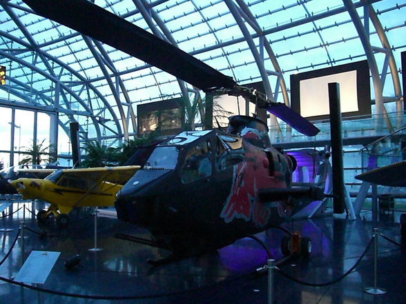 2008_03_22_Hangar 7 - 