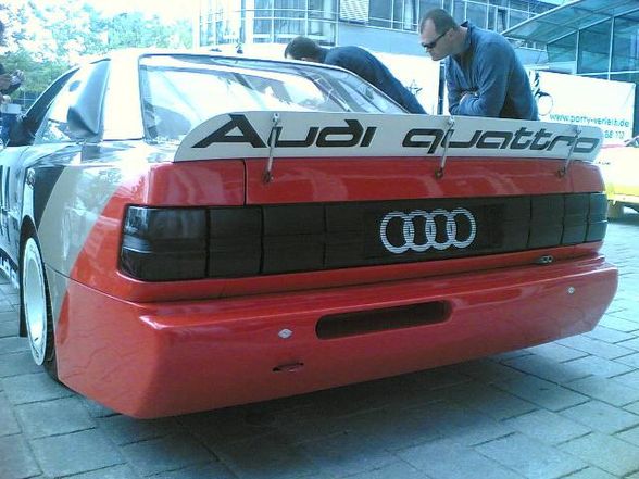 Audi - 