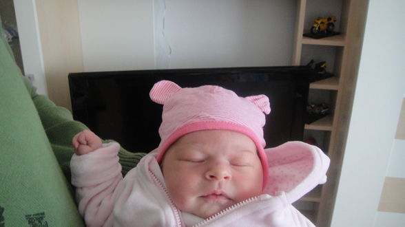 Unsere kleine Isabella - 