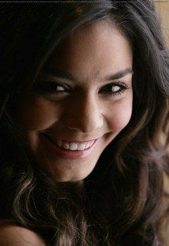 °§vanessa anne hudgens§° - 