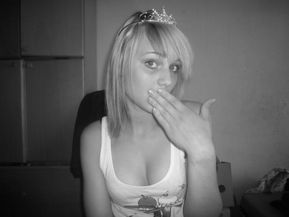 blond moments....^^ - 