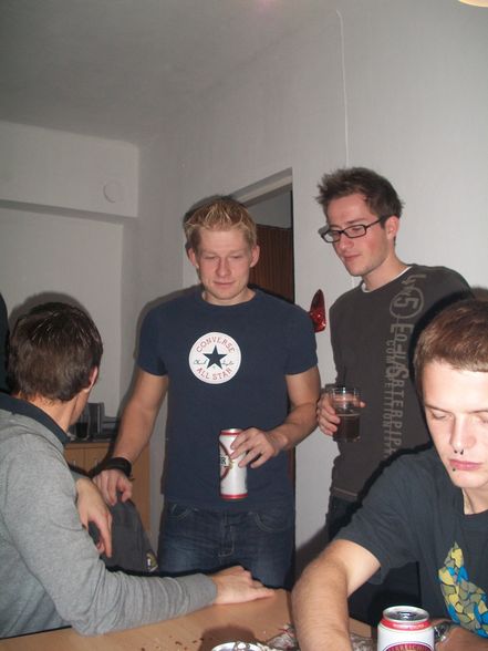 Party 09 - 