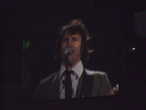 +++ James Blunt 28.10.08 +++ - 