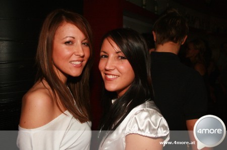 Party2008+09 - 