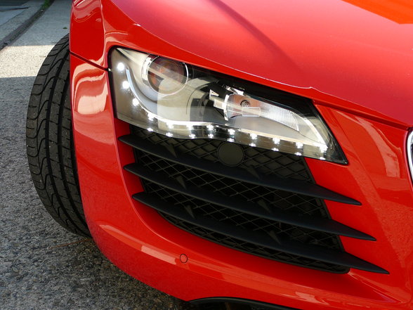 ~ Audi R8 ~ *grrr* - 