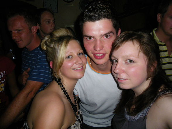 PARTY PARTY PARTY 2009 - 