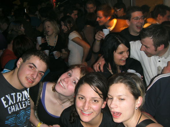 PARTY PARTY PARTY 2009 - 