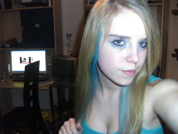 Blaue haare XD - 