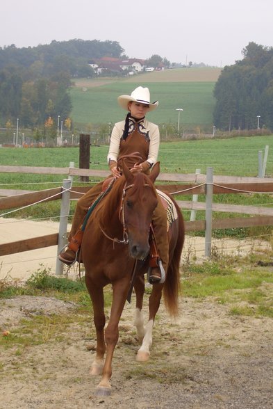 Janine mit Pferd - 