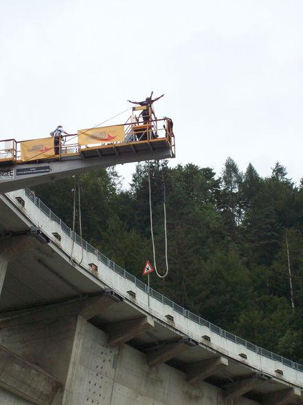 Da Alex beim Bungee springen - 