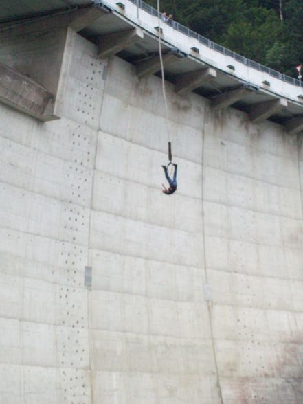 Da Alex beim Bungee springen - 