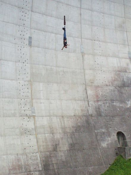 Da Alex beim Bungee springen - 