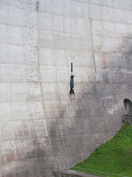 Da Alex beim Bungee springen - 