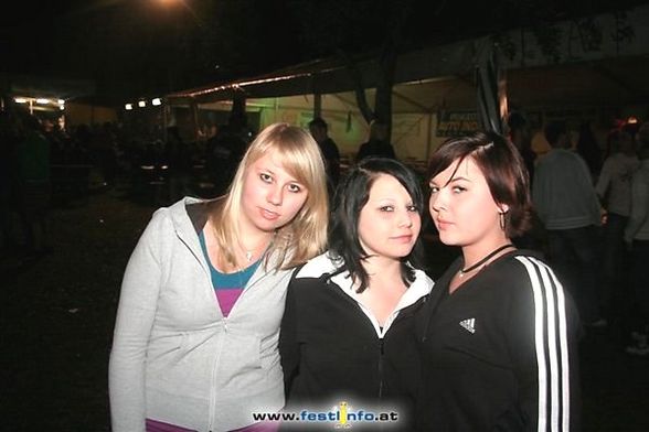 NiGhT LiFe Summer 09' - 