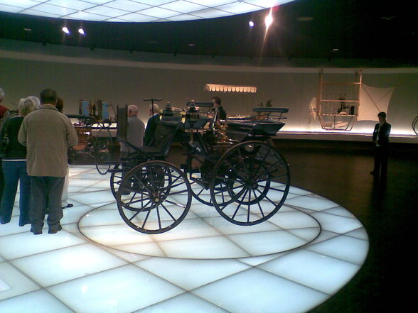 Mercedes Museum Stuttgart - 