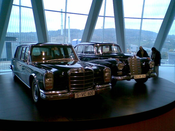 Mercedes Museum Stuttgart - 