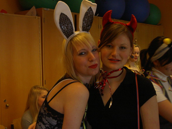 Fasching der 3.a  - 