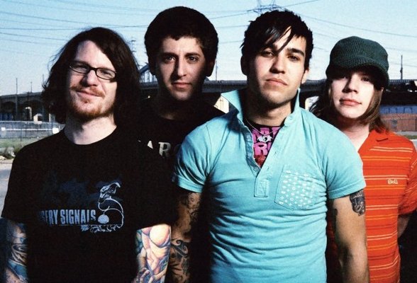 FaLl OuT BoY_ <3 - 