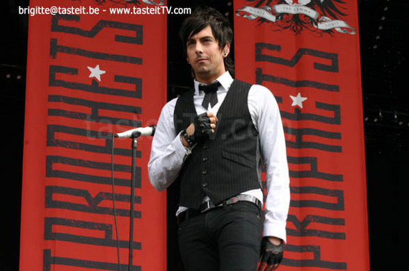 LoStPrOpHeTs _<3 :) - 