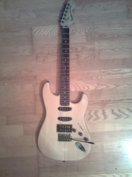 Meine Squier Fender Stratocaster - 