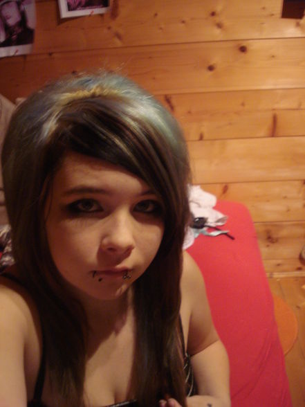 grau blaue haare XDD - 