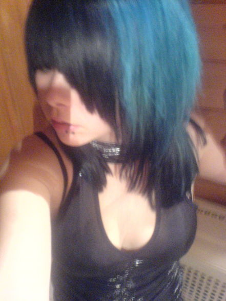 grau blaue haare XDD - 