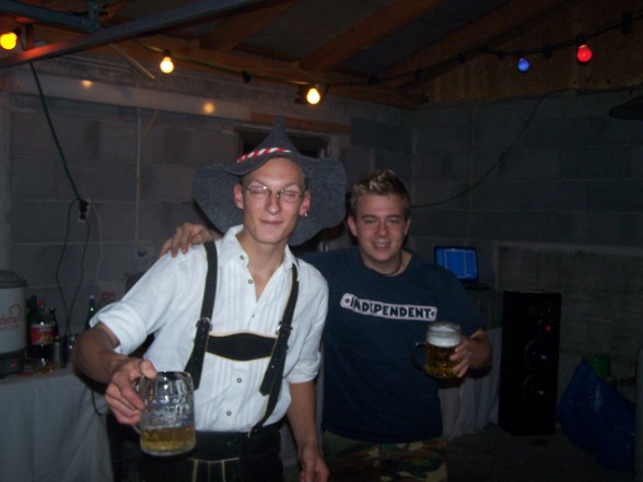 Oktoberfest bei uns Dahoam - 