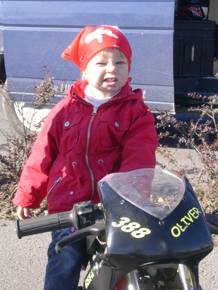 Beim Minibike fahren - 