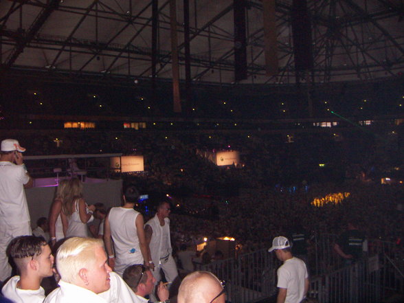 Sensation White 2006 - 