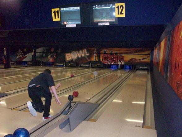 Berufsschule beim Bowlen - 