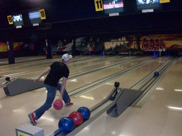 Berufsschule beim Bowlen - 