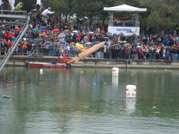 RED BULL  Flugtag - 