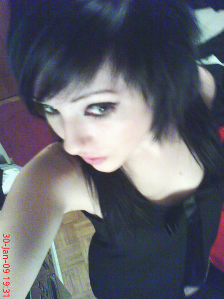 shake it like a polaroid picture yehea! - 