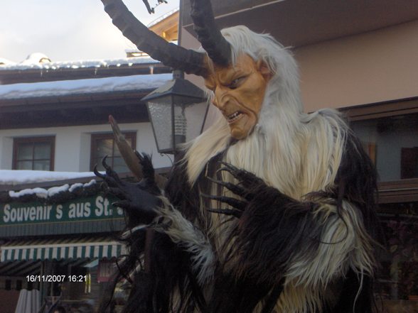 Perchtenlauf St.Johann in Tirol - 