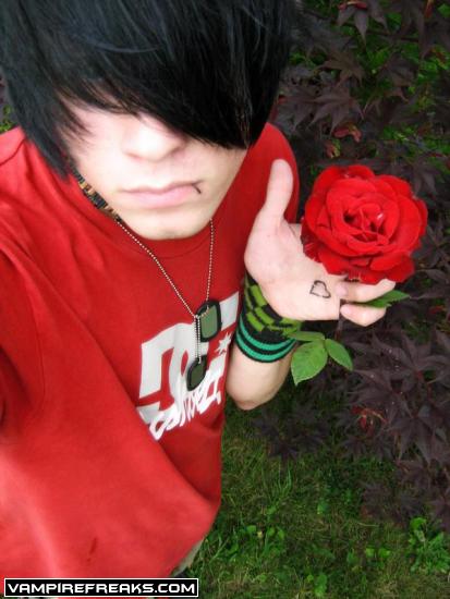 EmOs_<3 - 