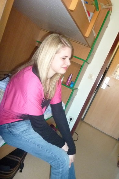  Wiien...[: - 