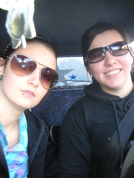 Dani&ich im auto - 