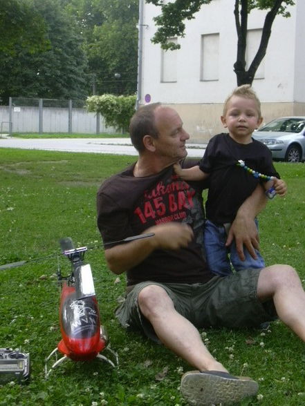 Mein sohn mit hubi:-) - 