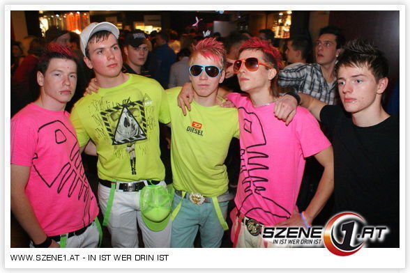 *NeOn* de ÄrgsT BunT* Geil!!!!! - 