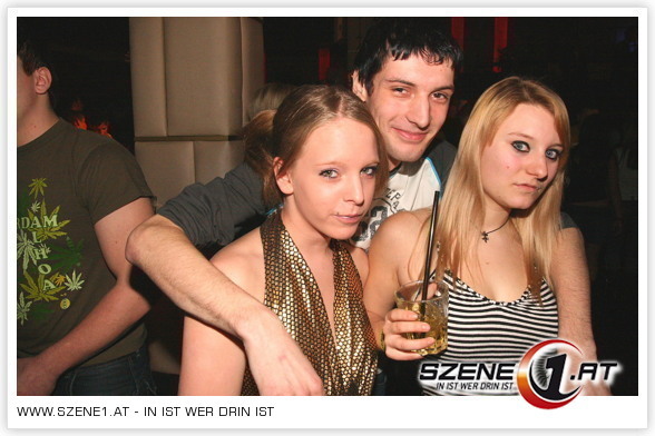 >-----EMPIRE CLUP LINZ------> - 