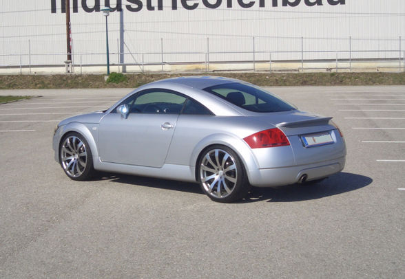 Audi TT 1,8 20v turbo - 