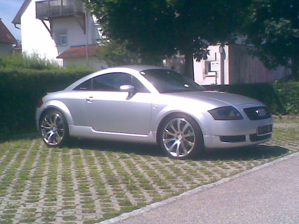 Audi TT 1,8 20v turbo - 