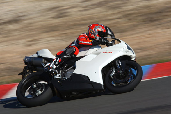 DUCATI 848 - 