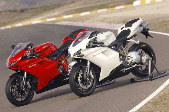 DUCATI 848 - 