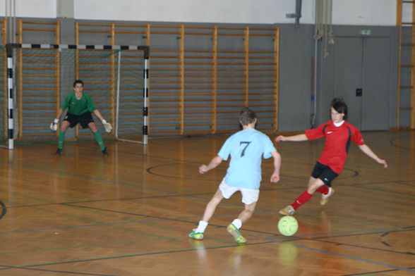 Weihnachtsfußballturnier 2007. Gym Auhof - 