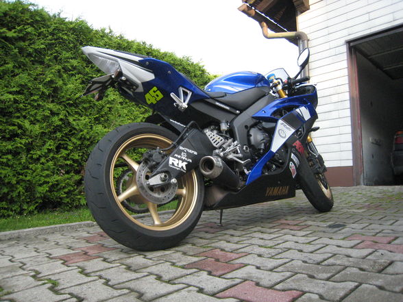 Yamaha R6 - 